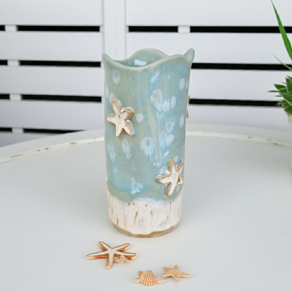 Vase im Küstenstil, wunderliche blaugrüne Keramikvase mit Seestern