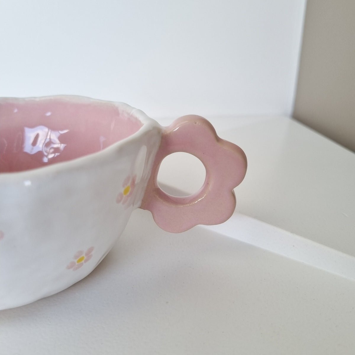 Cute cup with flower handle